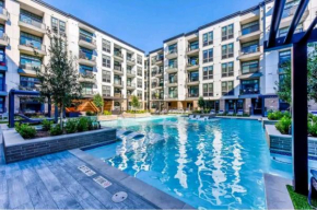 Luxury 2 BR near Downtown Houston